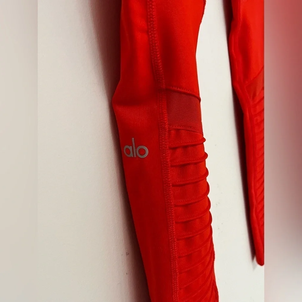 Alo Yoga Women's Size Small 28” High-Waist Mesh Panel Moto Leggings Cherry Red